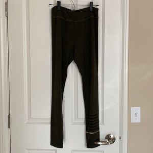Sundry leggings